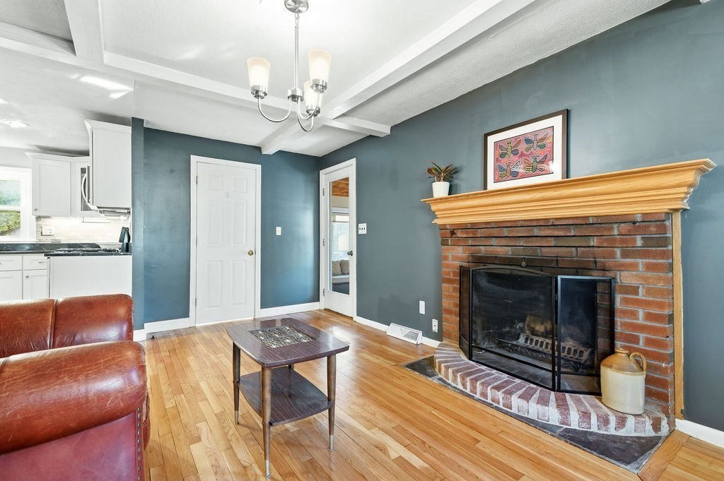 68 Alden St, Foxboro, MA Photo #19