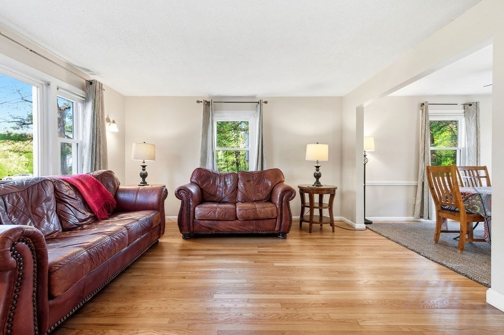 68 Alden St, Foxboro, MA Photo #15