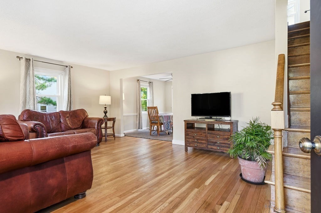 68 Alden St, Foxboro, MA Photo #14