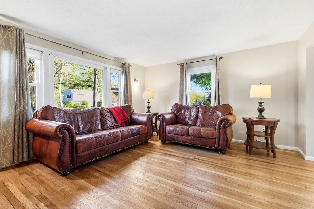 68 Alden St, Foxboro, MA Photo #16