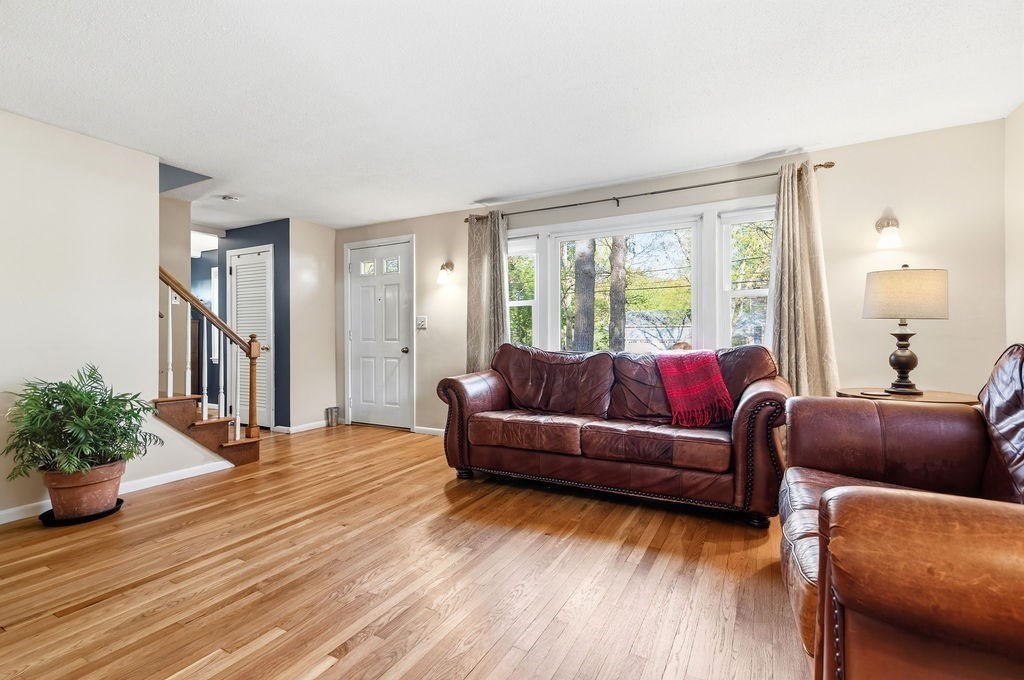 68 Alden St, Foxboro, MA Photo #17