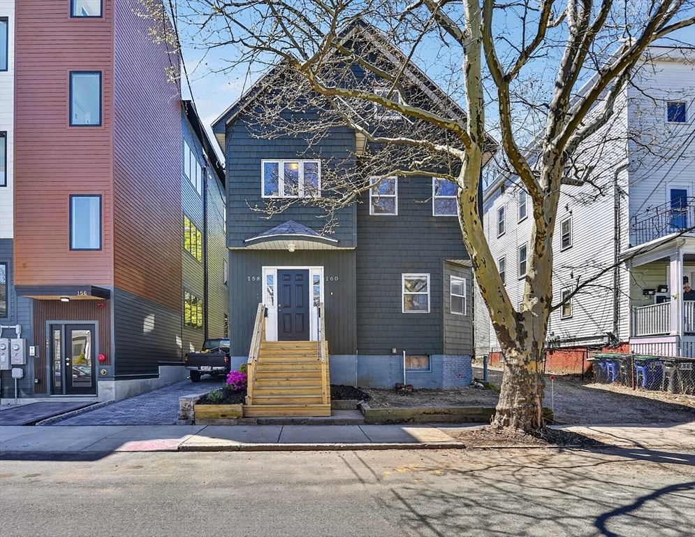 158 Albion St