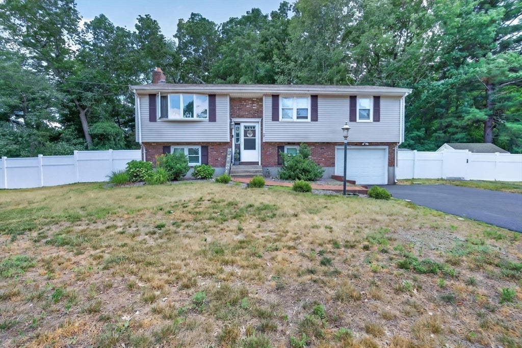 27 Mary Kennedy Dr