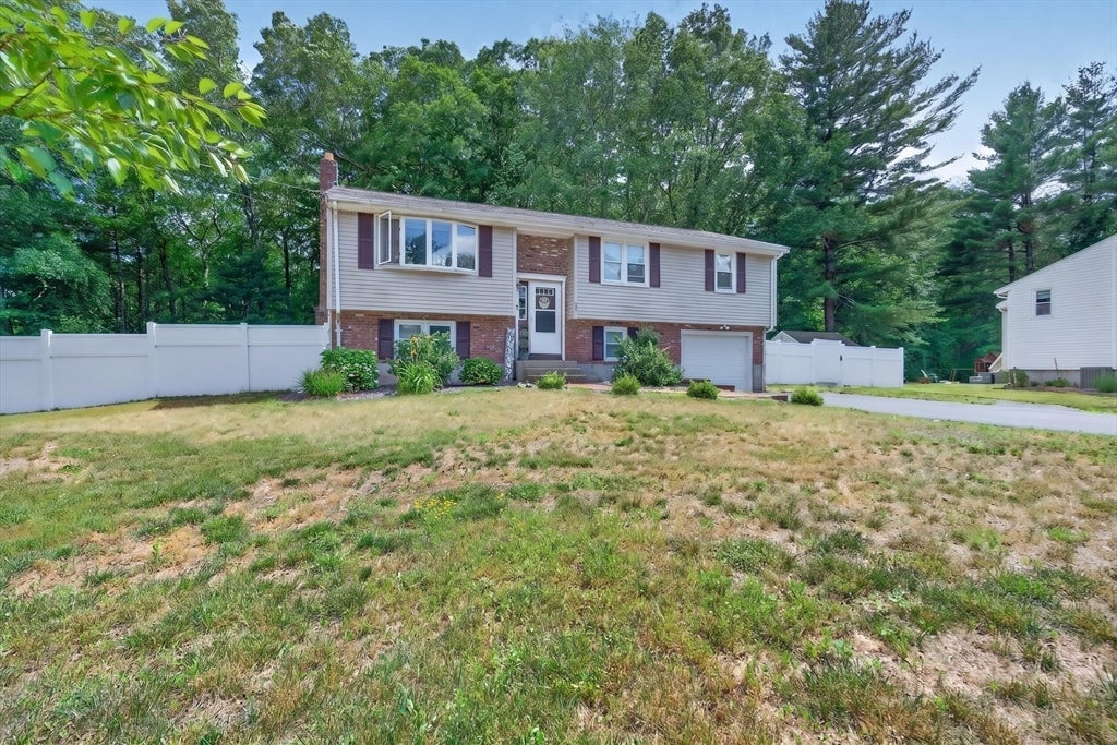 27 Mary Kennedy Dr