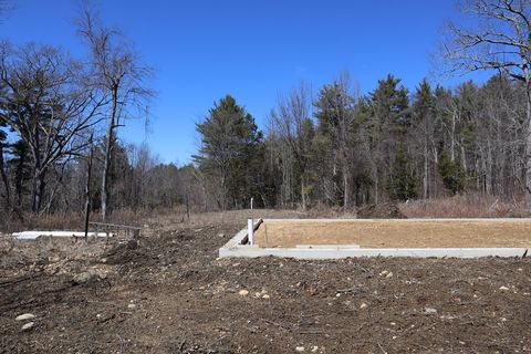 148 Flaherty Rd Barre MA 01005