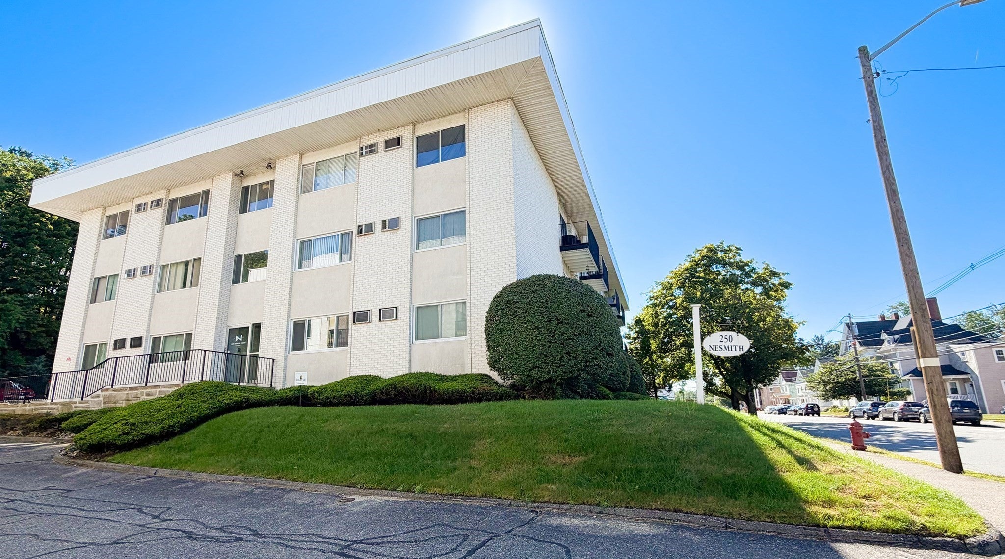 Photo of 250 Nesmith St, Lowell, MA