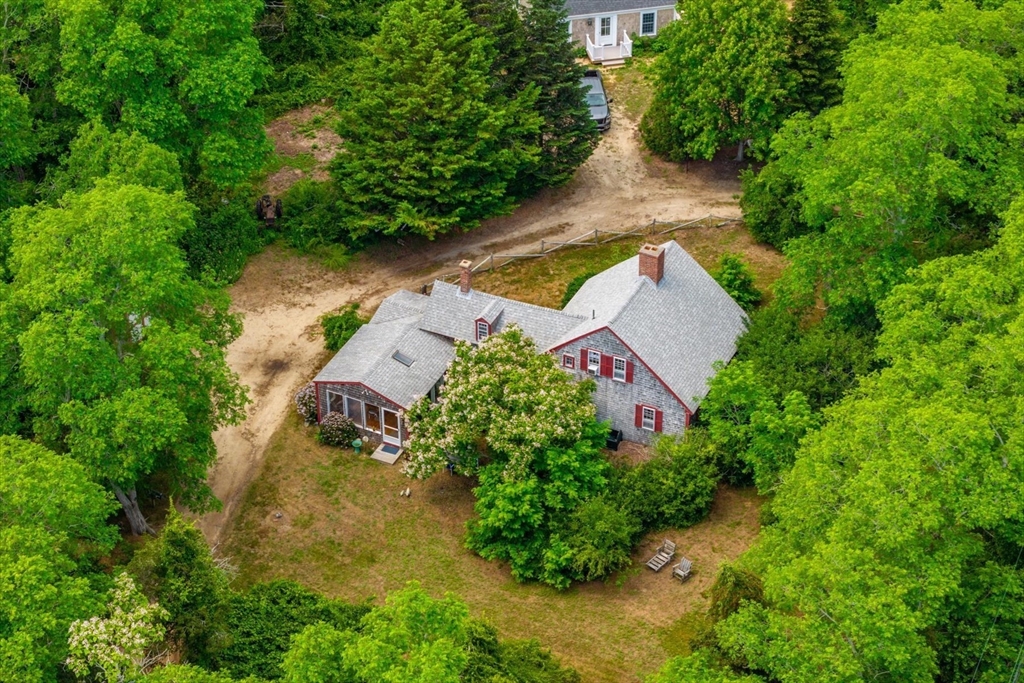1285 Massasoit Rd