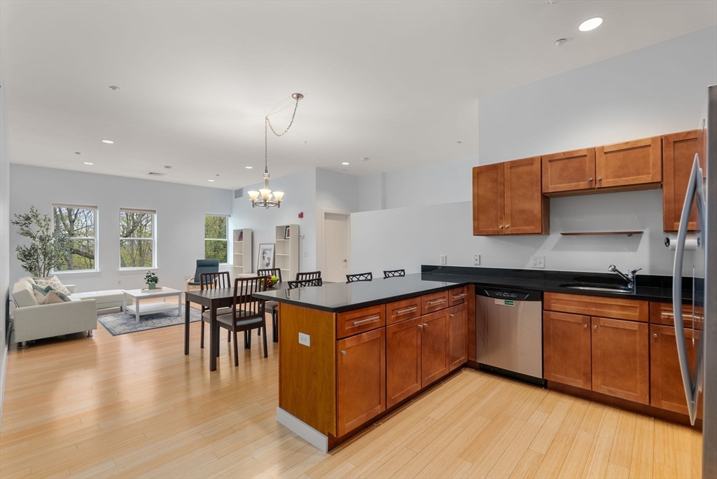 99 Chestnut Hill Avenue 310