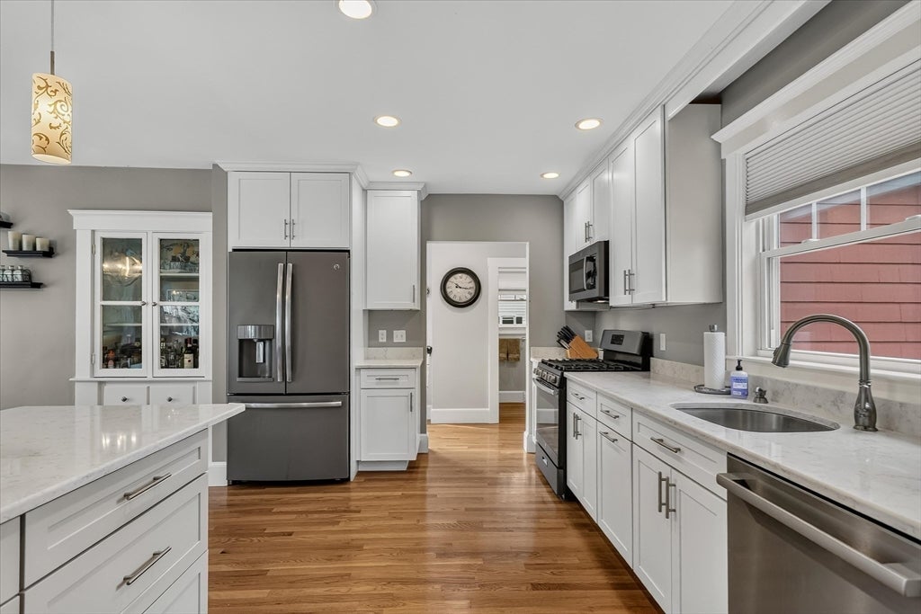 28 Twombley Ave, Billerica, MA, 28 Twombley Ave, Billerica, MA Photo #4