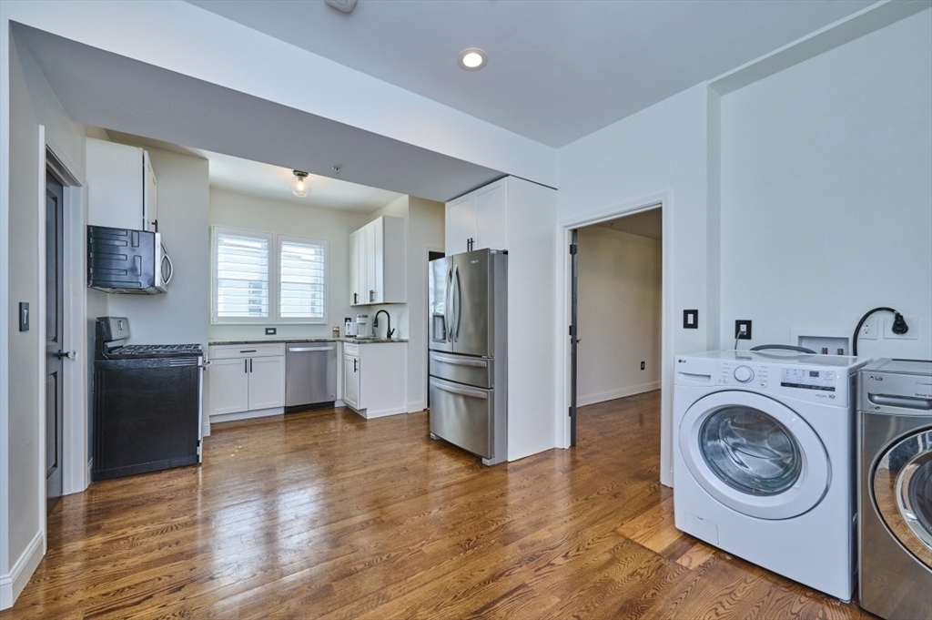 173 Walnut St 3