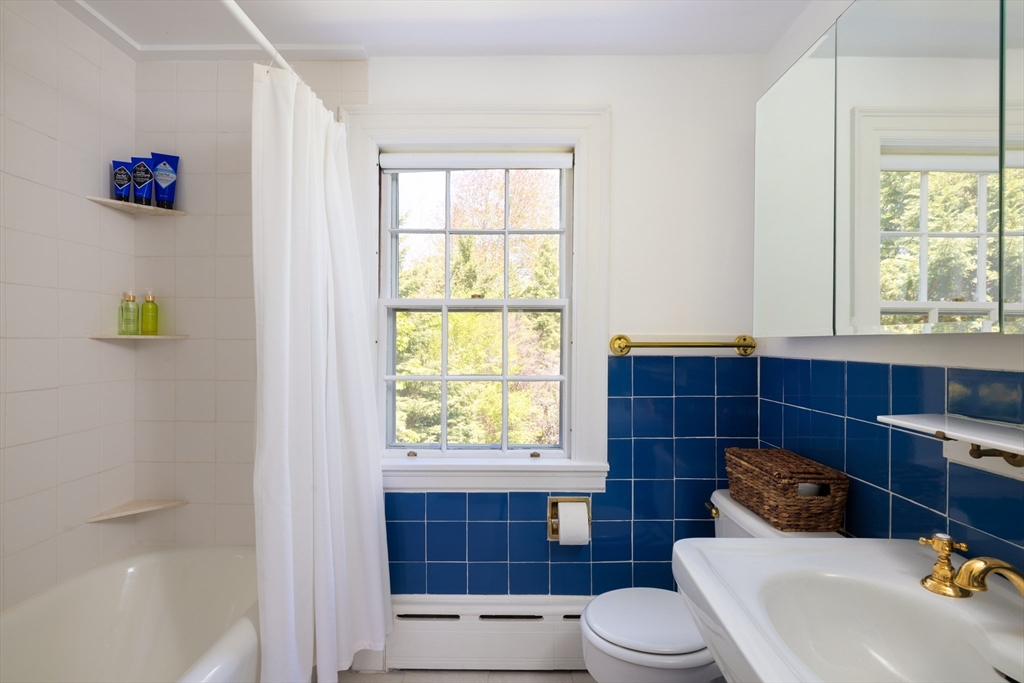401 Heath Street, Brookline, MA Photo #14