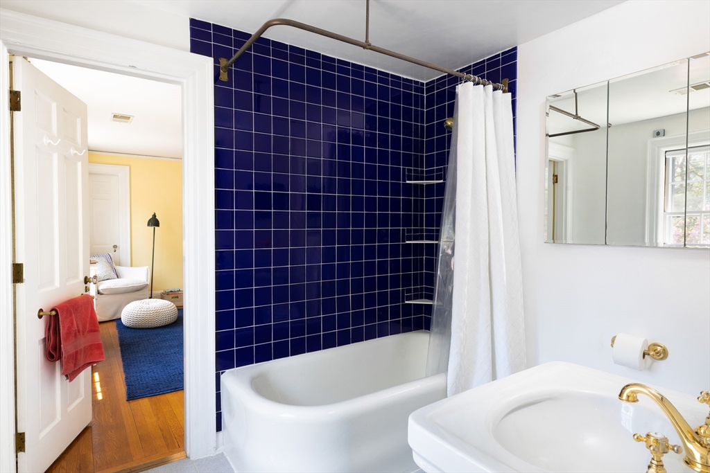 401 Heath Street, Brookline, MA Photo #16
