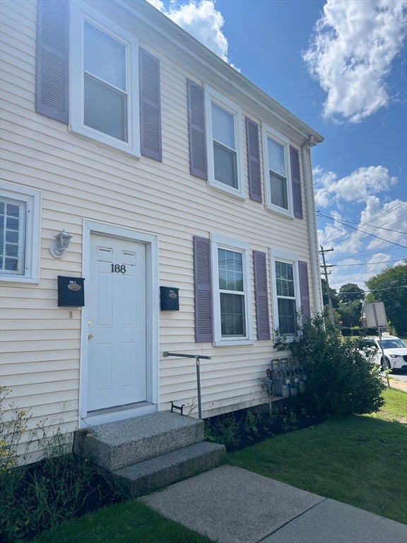 Photo of 188 East Central Street, Franklin, MA