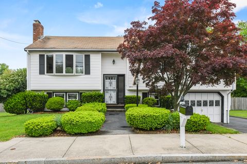 15 Brandt Drive Woburn MA 01801