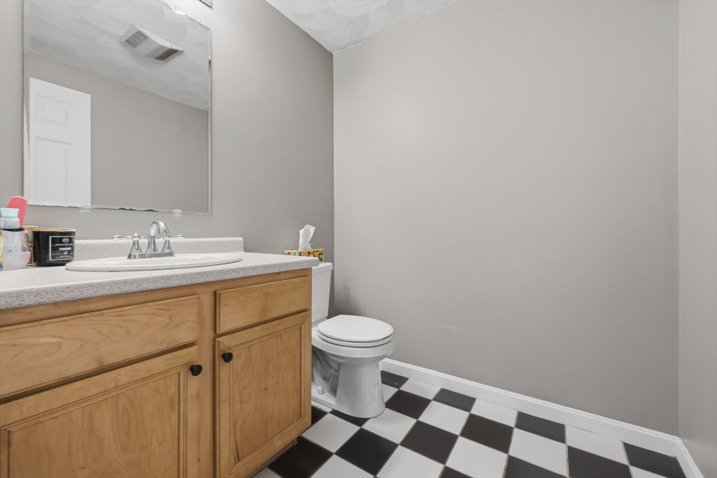 28 Groveland Commons Way #28, Groveland, MA, 28 Groveland Commons Way #28, Groveland, MA Photo #25