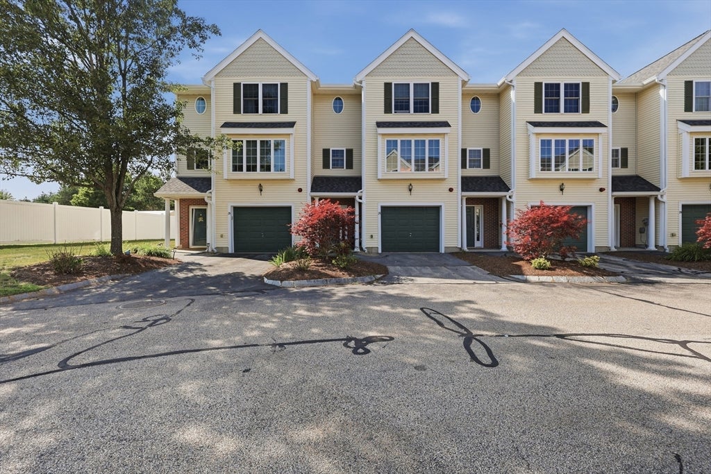 28 Groveland Commons Way #28, Groveland, MA, 28 Groveland Commons Way #28, Groveland, MA Photo #1