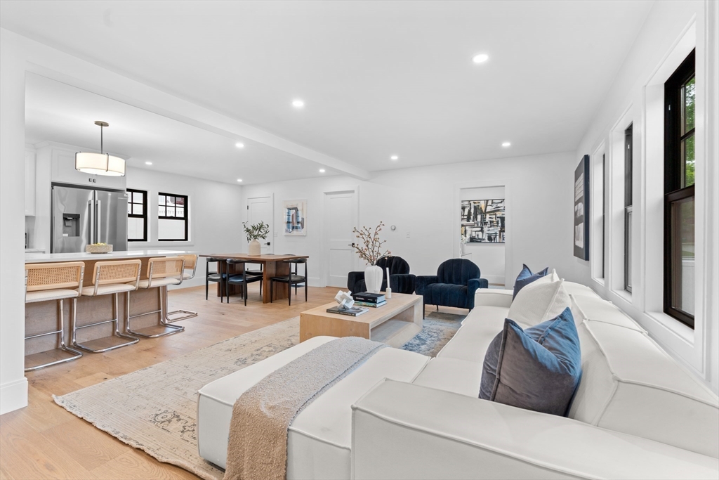 79 Hutchins Rd