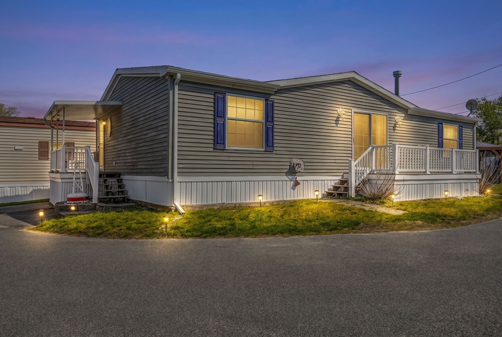 54 Kins Ct