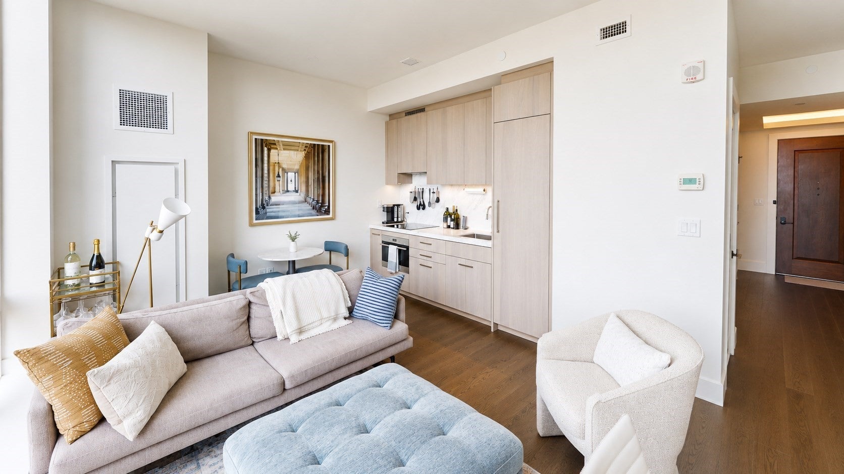 430 Stuart St 21D