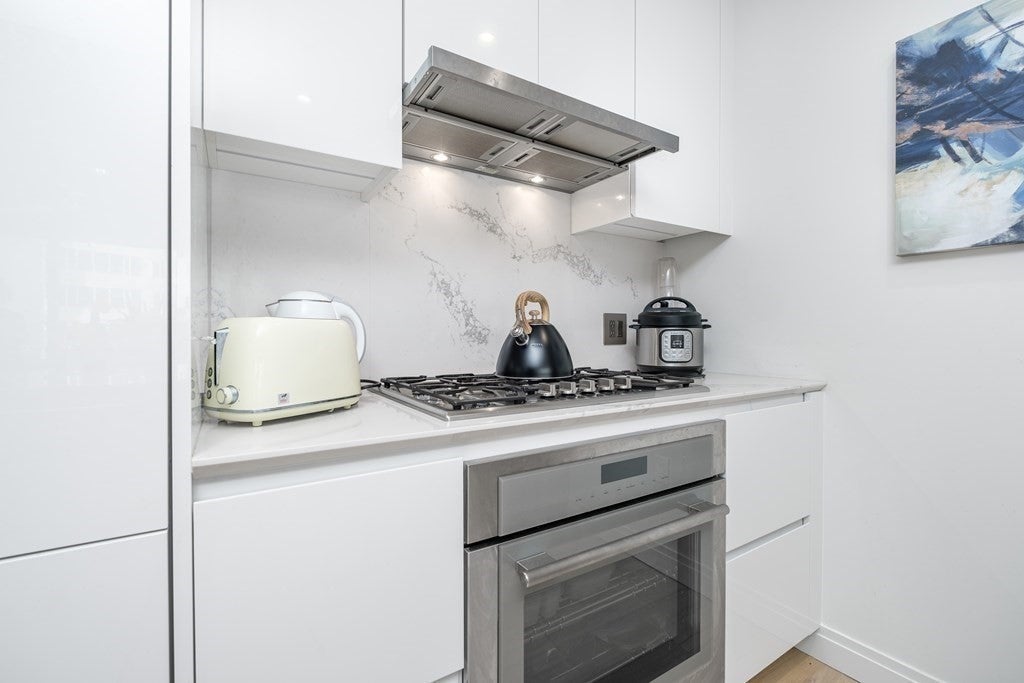 133 Seaport Blvd 1510