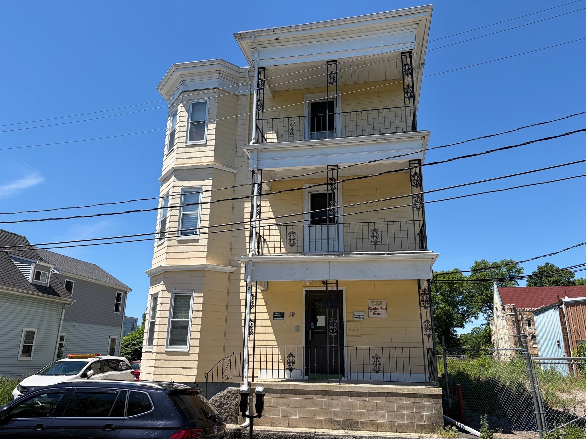 19 Clinton Ave