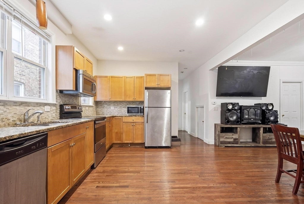 31 Franklin Ave, Chelsea, MA, 31 Franklin Ave, Chelsea, MA Photo #20