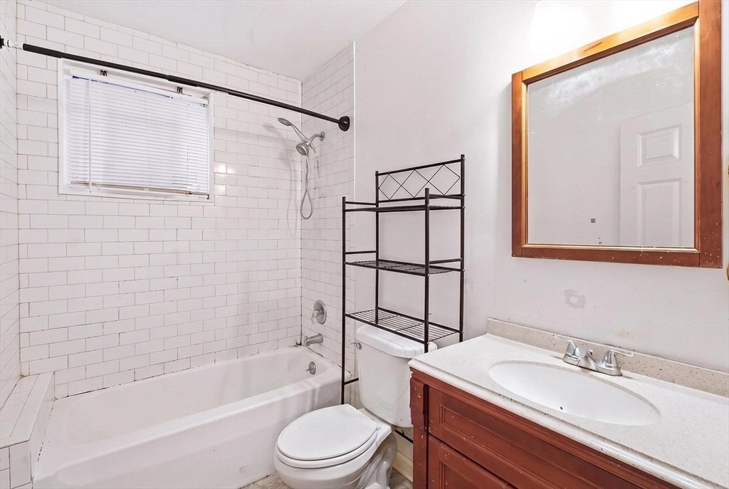 31 Franklin Ave, Chelsea, MA, 31 Franklin Ave, Chelsea, MA Photo #25