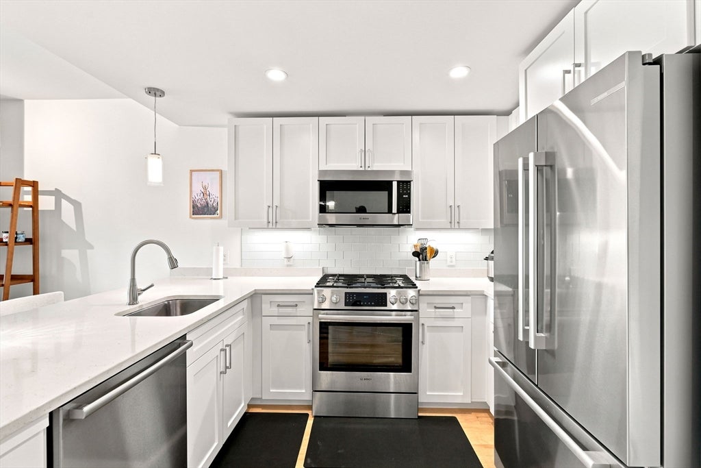 7 Beech St #219, Cambridge, MA Photo #6