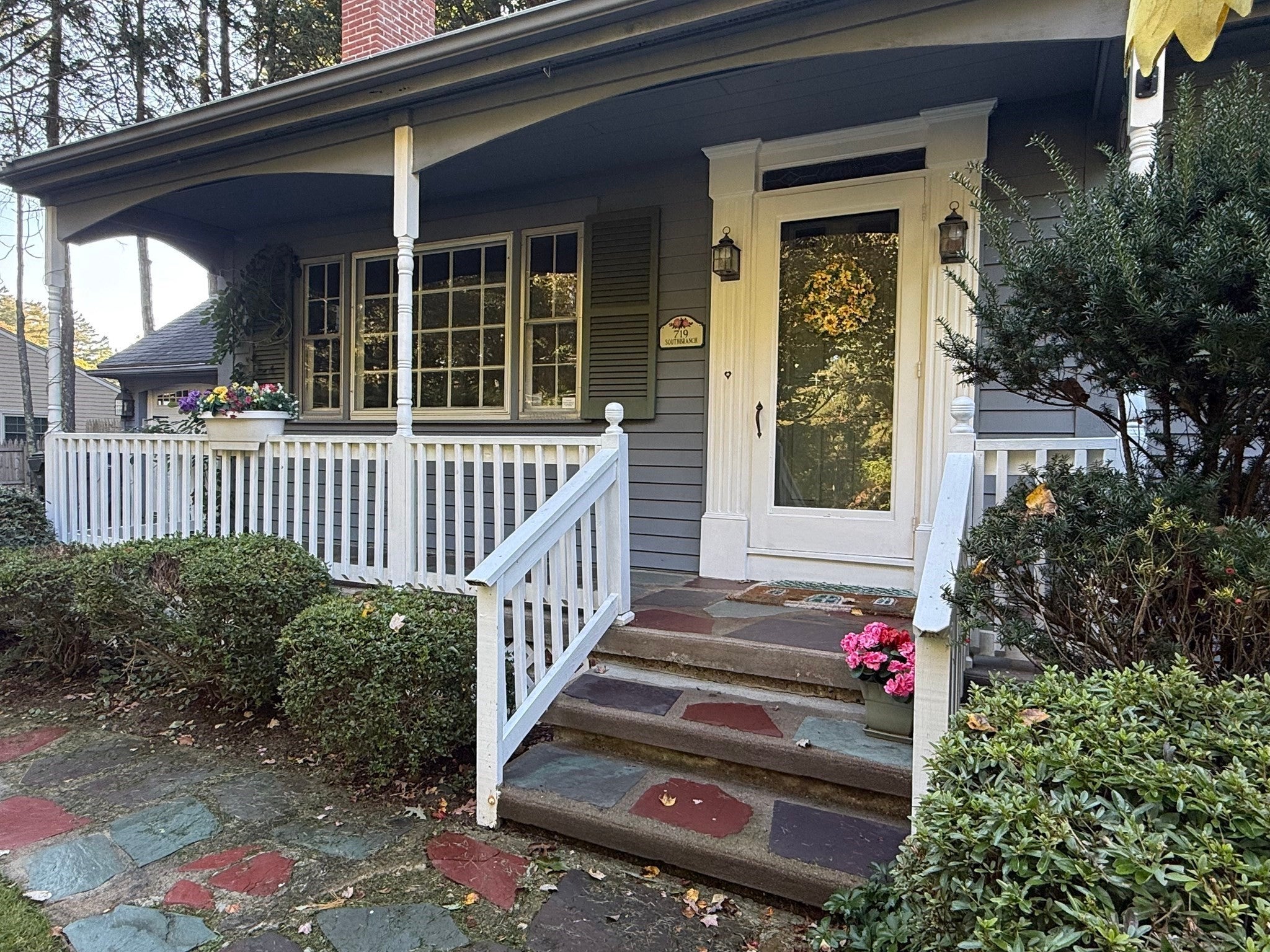719 South Branch Parkway, Springfield, MA, 719 South Branch Parkway, Springfield, MA Photo #4