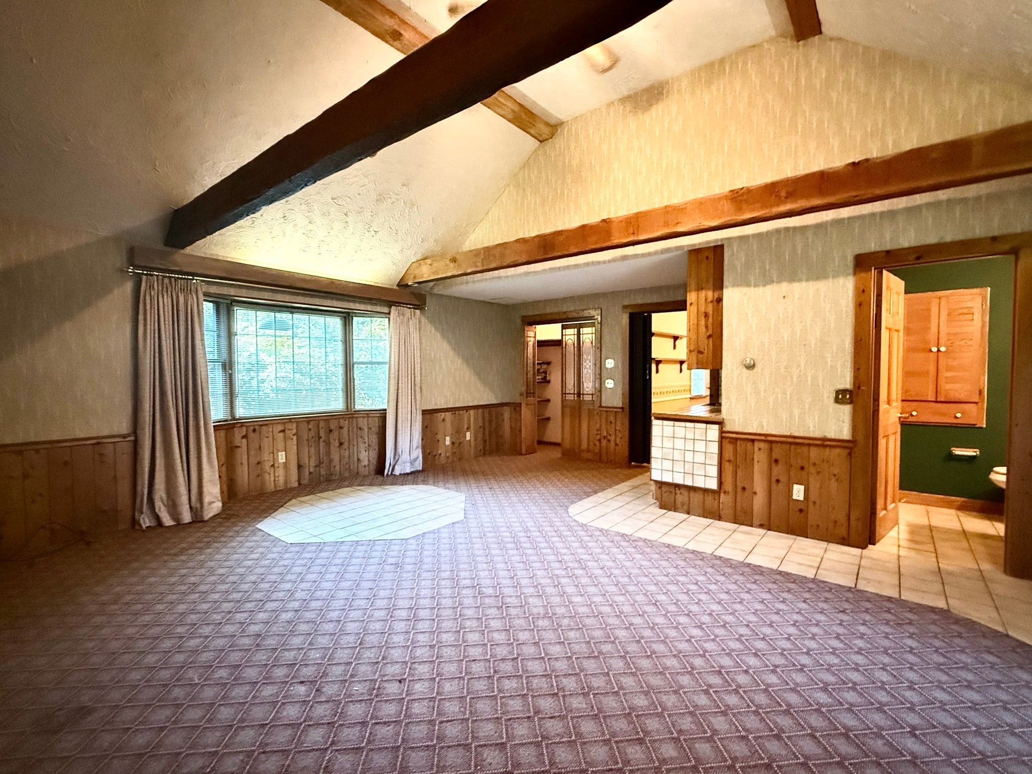 719 South Branch Parkway, Springfield, MA, 719 South Branch Parkway, Springfield, MA Photo #19