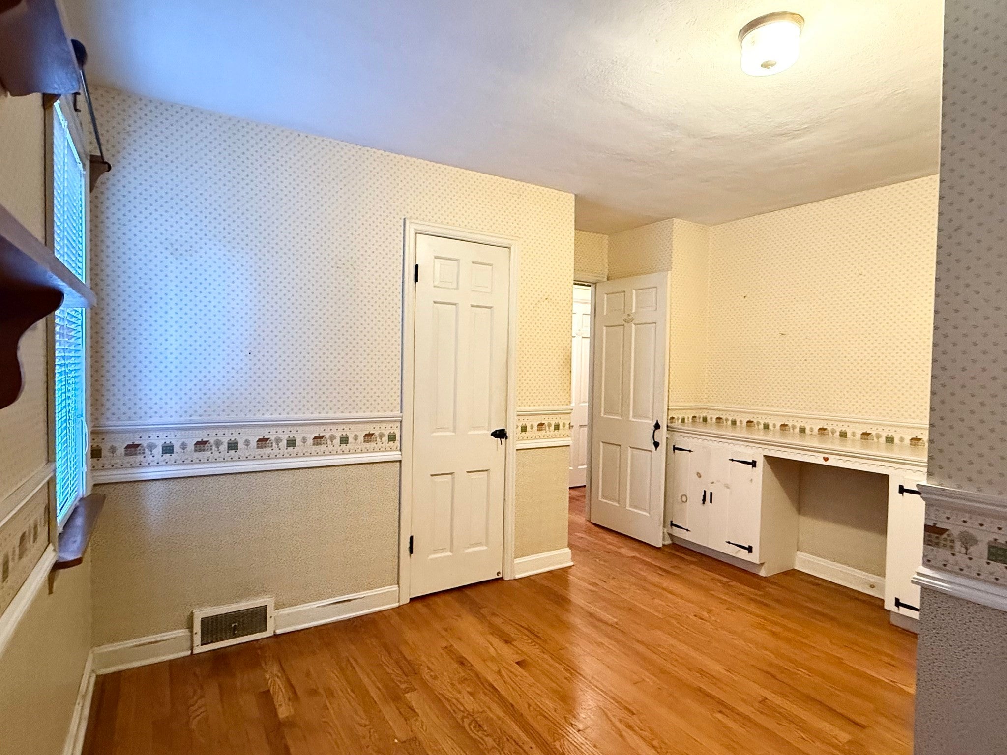 719 South Branch Parkway, Springfield, MA, 719 South Branch Parkway, Springfield, MA Photo #26