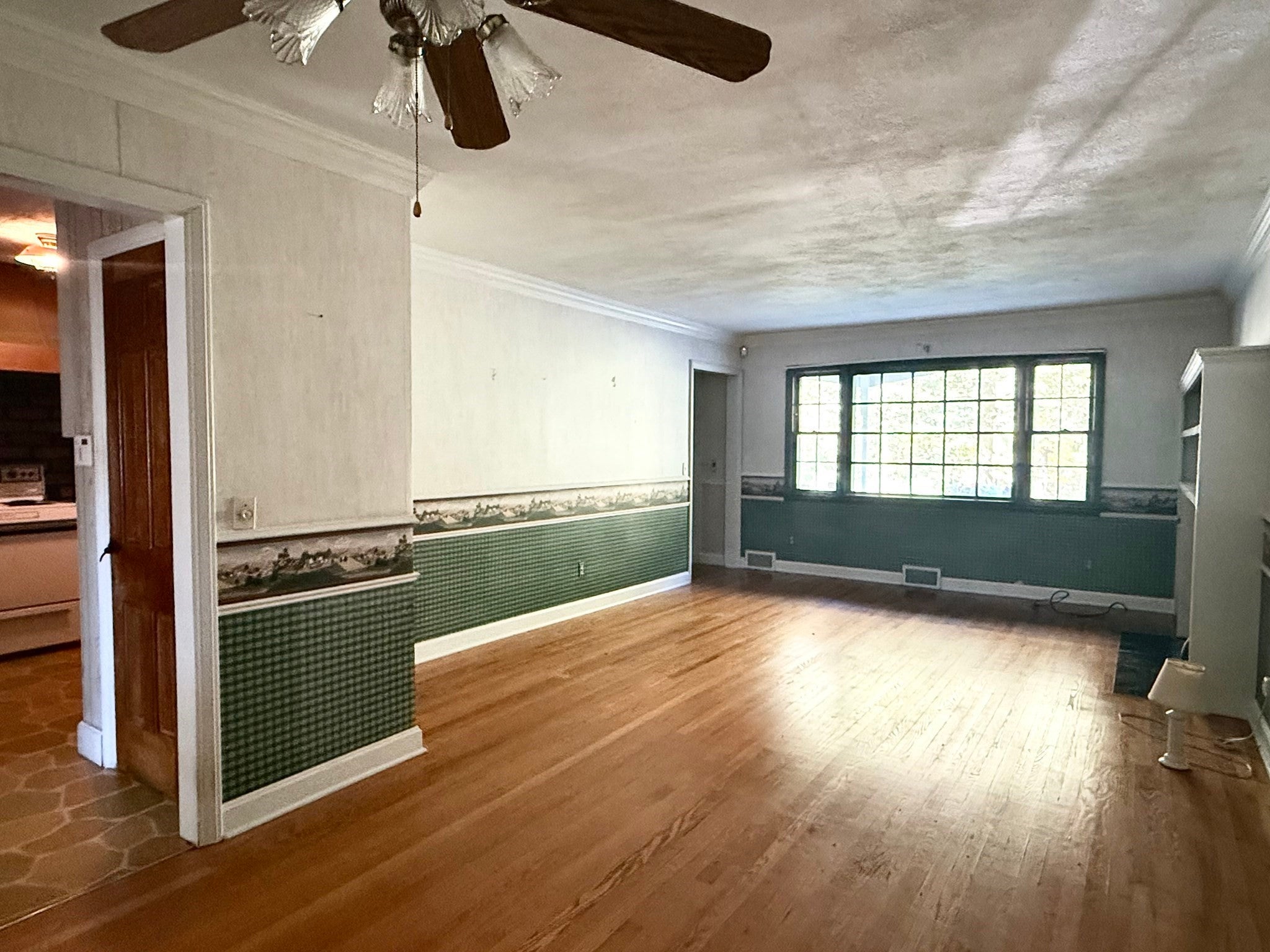 719 South Branch Parkway, Springfield, MA, 719 South Branch Parkway, Springfield, MA Photo #13