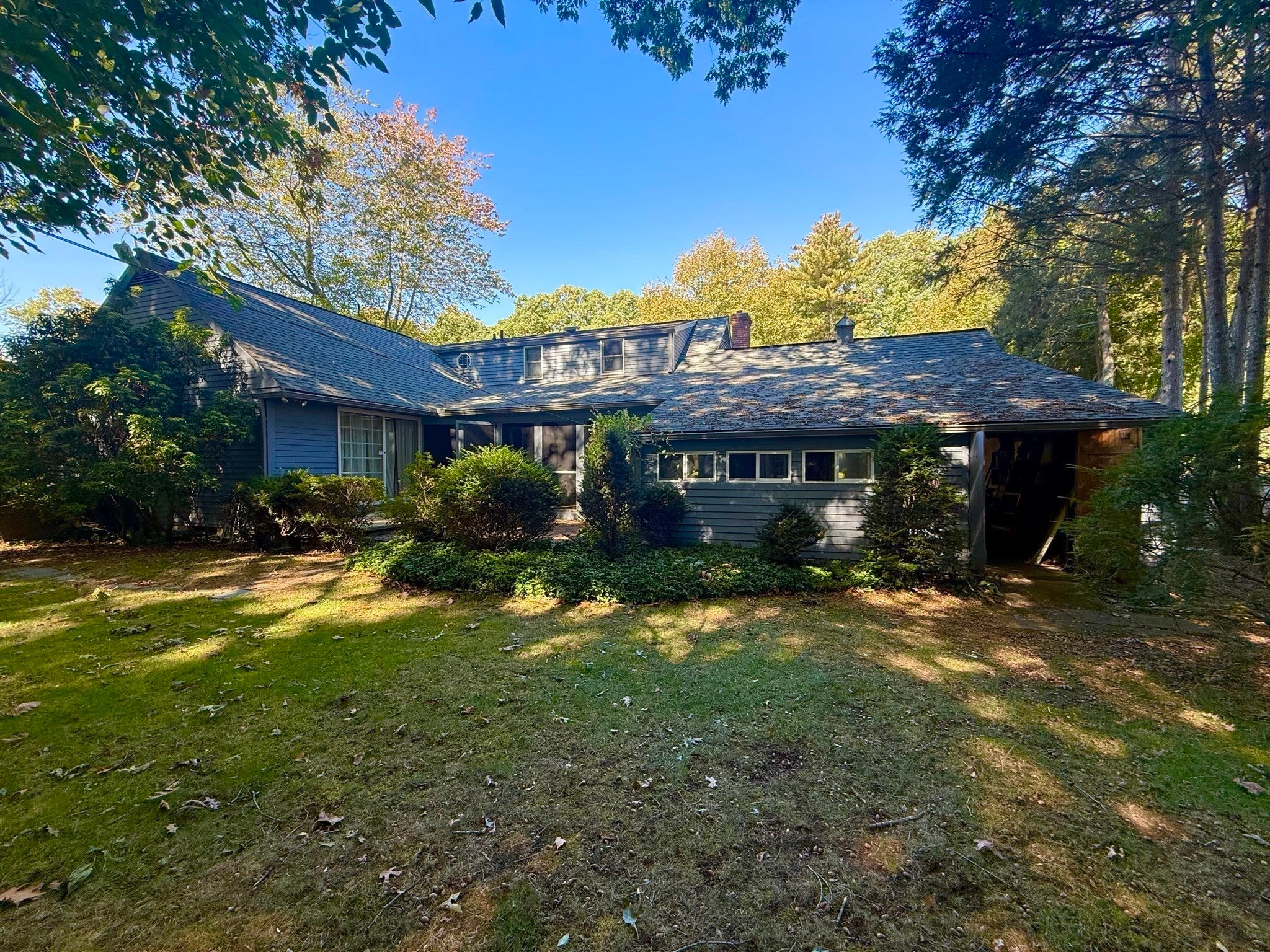 719 South Branch Parkway, Springfield, MA, 719 South Branch Parkway, Springfield, MA Photo #6