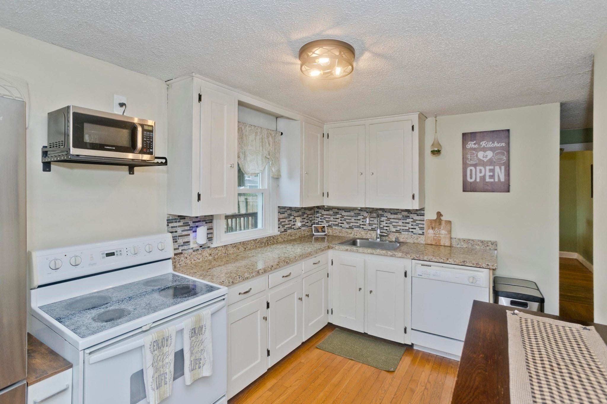 143 Winton St, Springfield, MA, 143 Winton St, Springfield, MA Photo #9