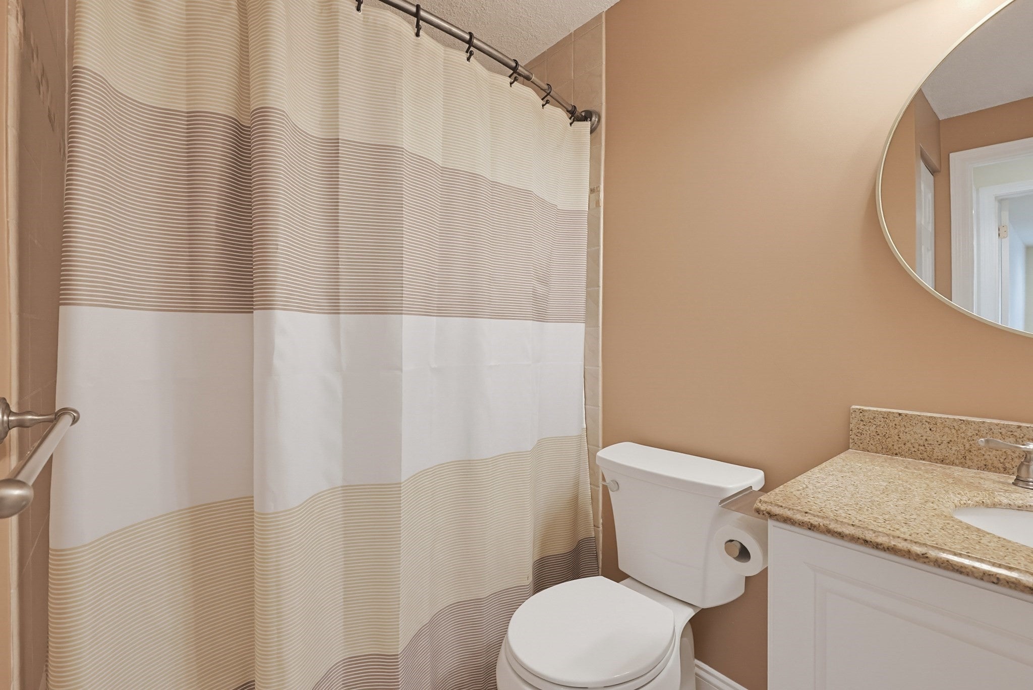 805 Franklin Crossing Road #5, Franklin, MA Photo #24