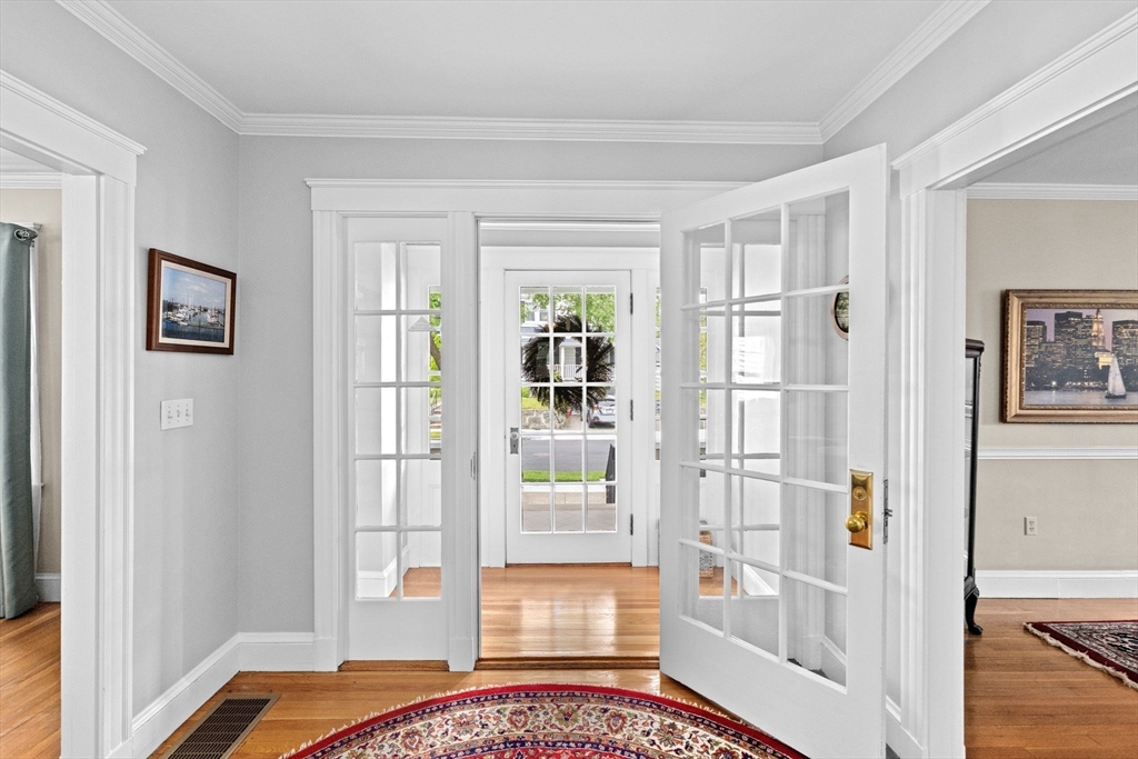 14 Maypole Rd