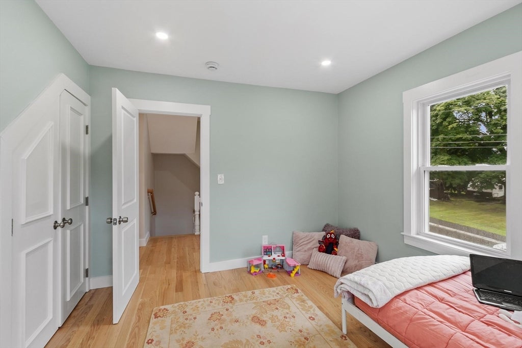 317 Middlesex St, North Andover, MA Photo #22