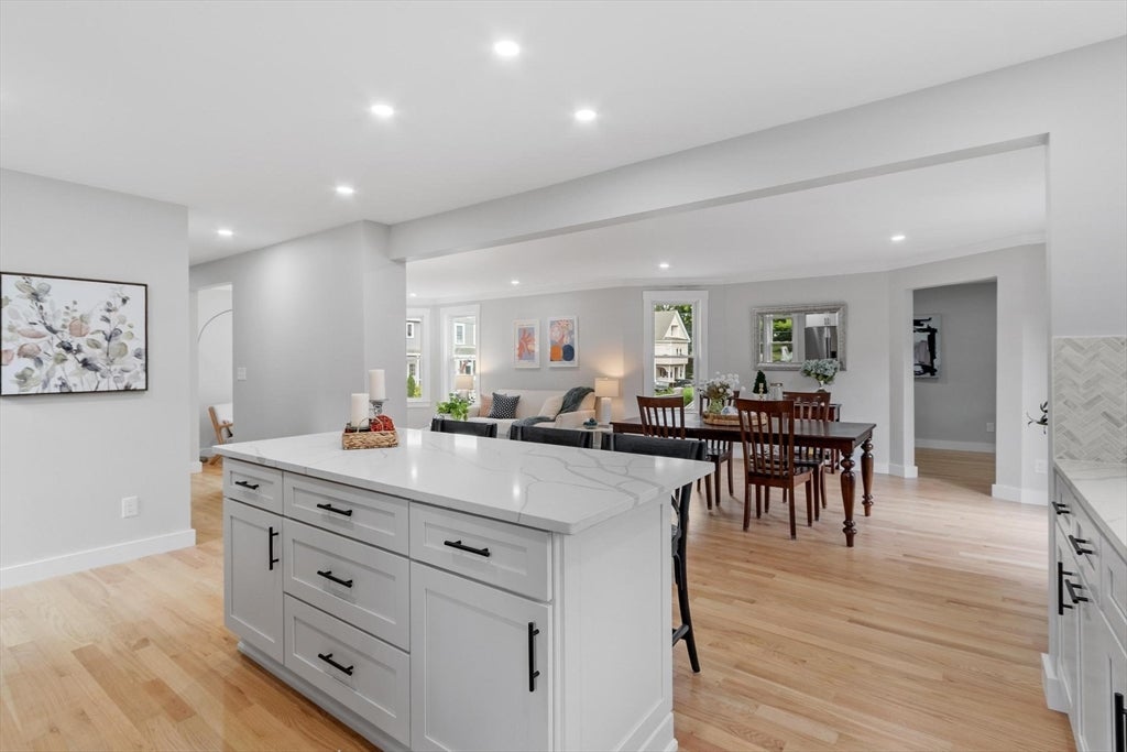 317 Middlesex St, North Andover, MA Photo #17