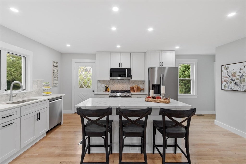 317 Middlesex St, North Andover, MA Photo #12