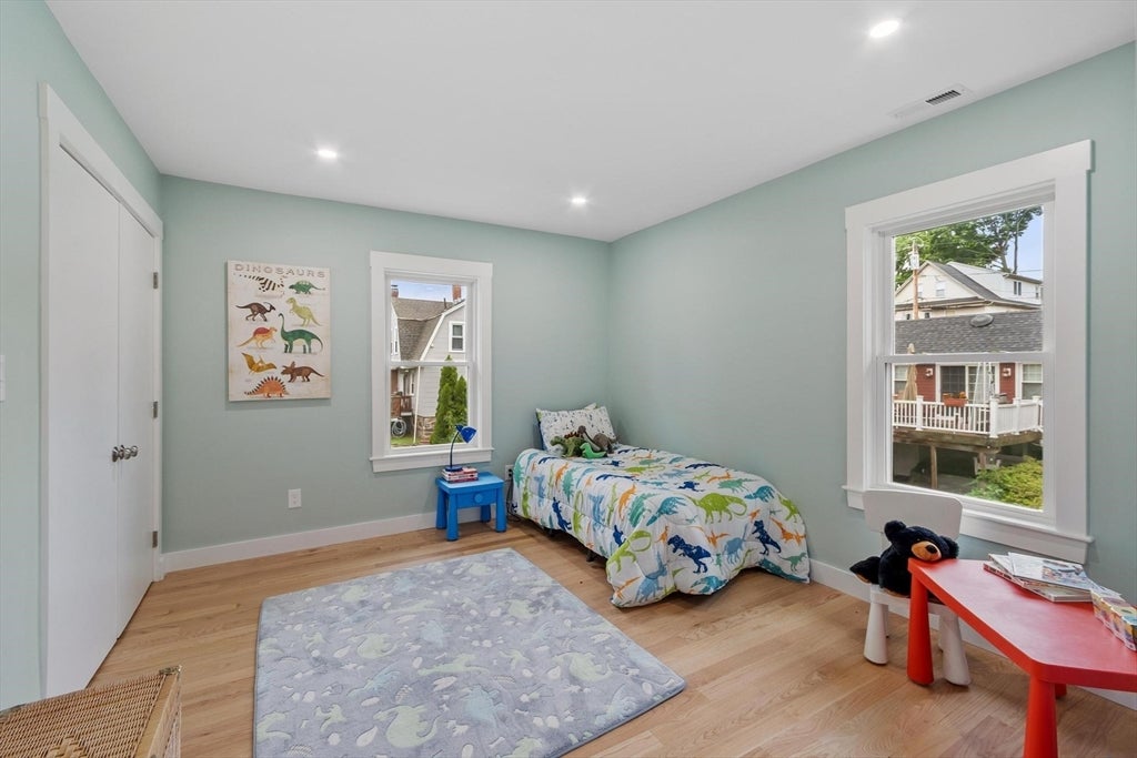 317 Middlesex St, North Andover, MA Photo #25