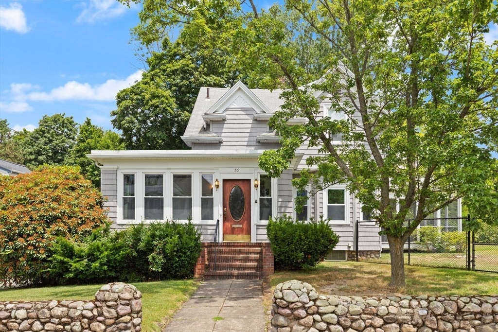 56 Capen St