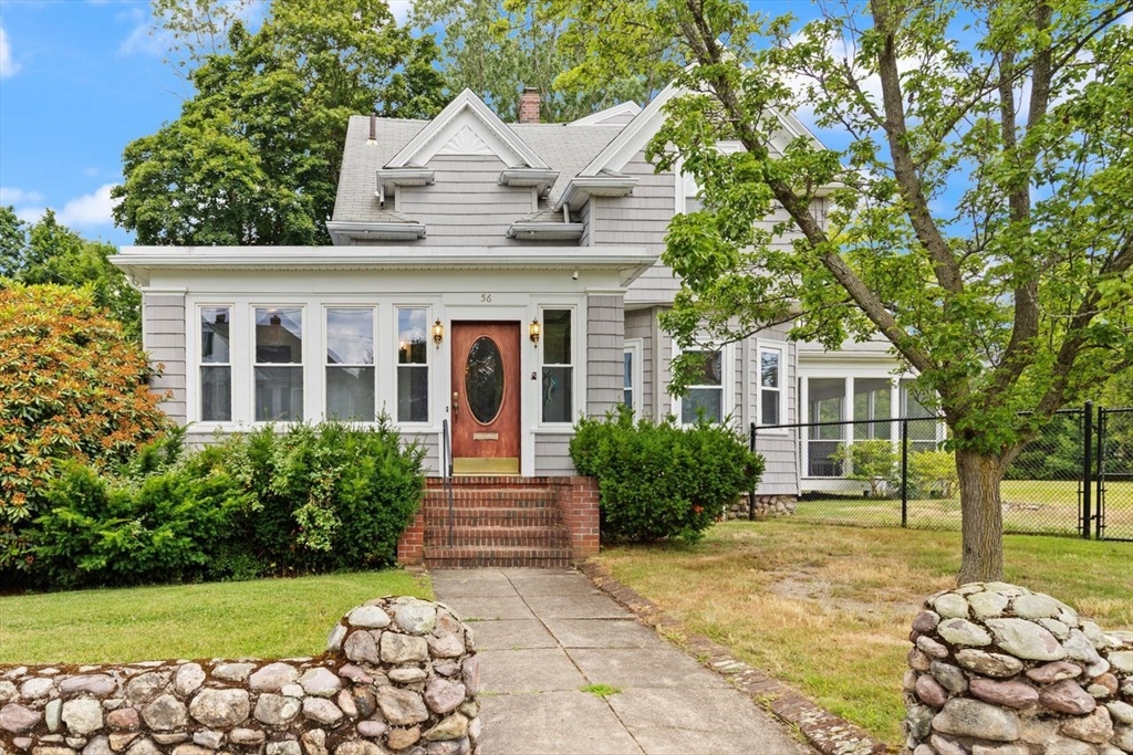 56 Capen St