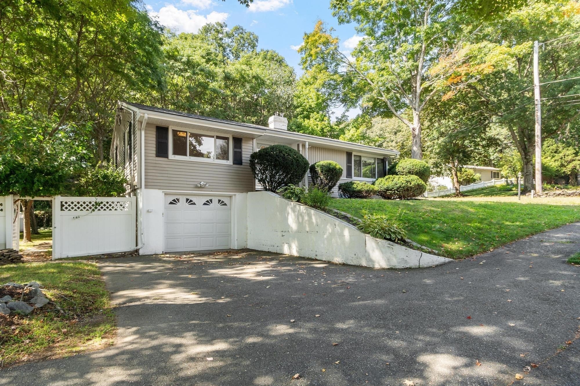 1 Standish Road, Lynnfield, MA, 1 Standish Road, Lynnfield, MA Photo #30