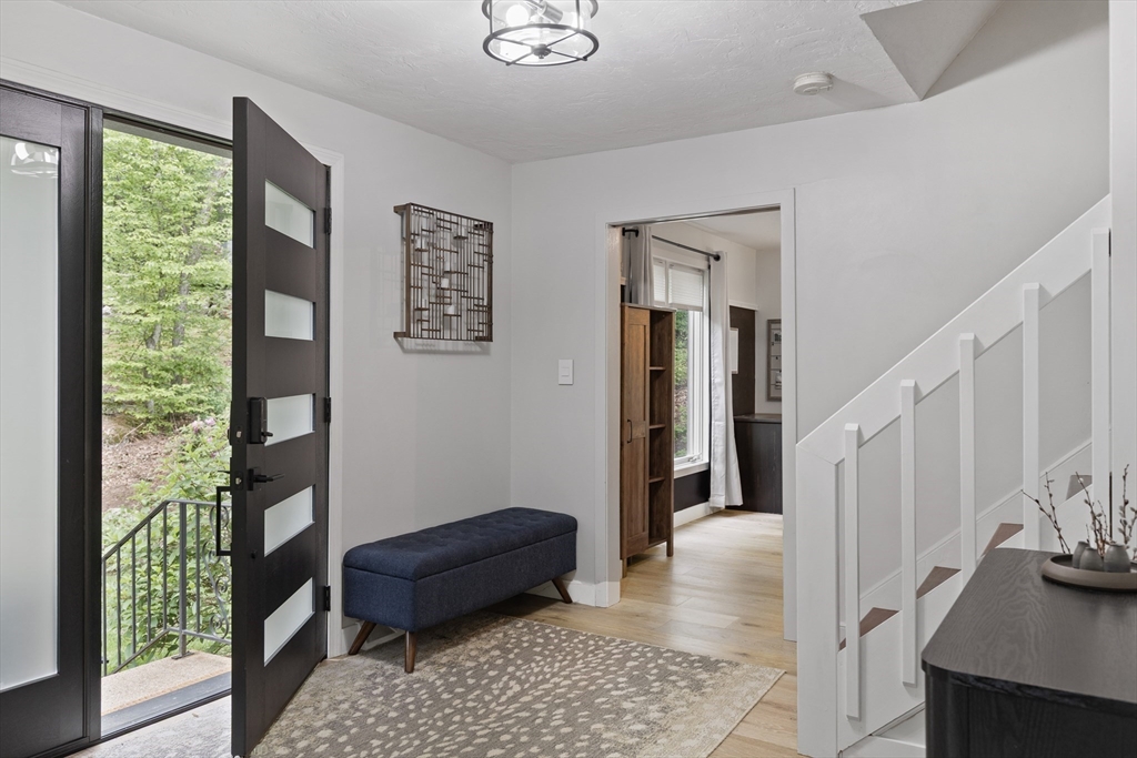 7 Tiffany Trail