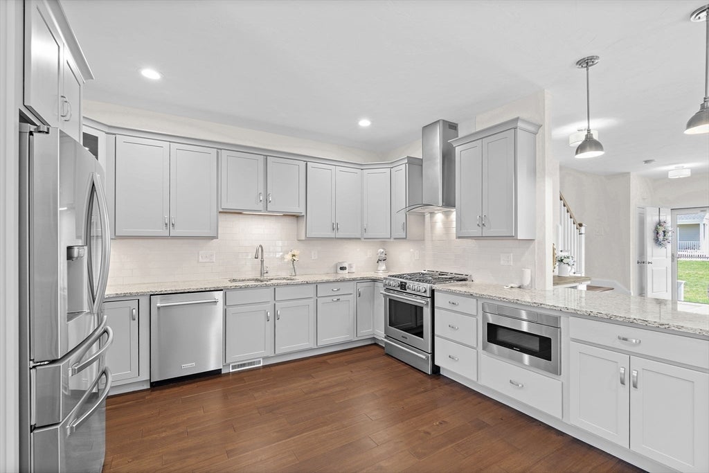 13 Cleary Cir #13, Norfolk, MA Photo #7