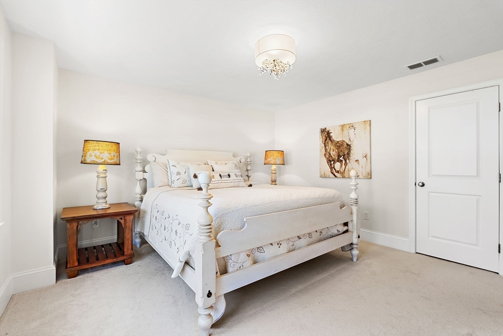 13 Cleary Cir #13, Norfolk, MA Photo #18