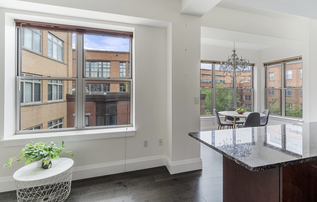35 Fay St 401