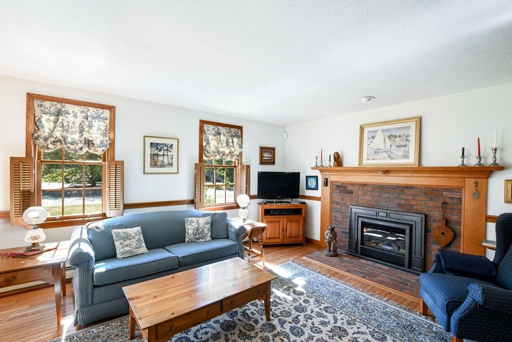 86 Sadys Lane, Falmouth, MA, 86 Sadys Lane, Falmouth, MA Photo #11