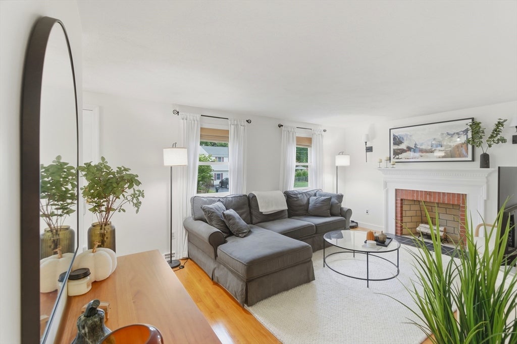 31 Allen Rd