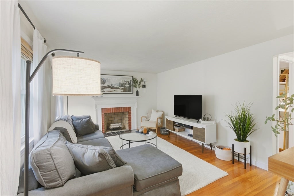 31 Allen Rd